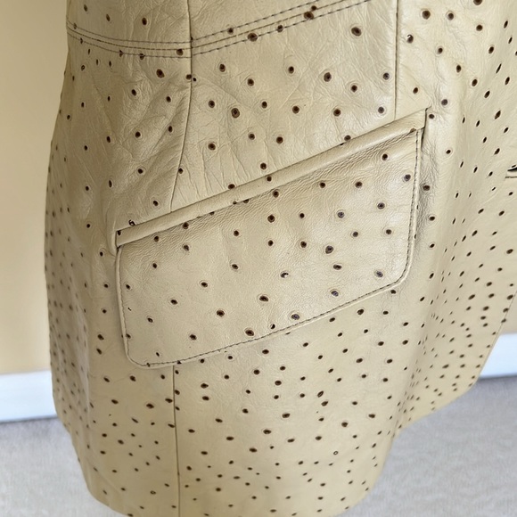 Escada Coat - Picture 8 of 13